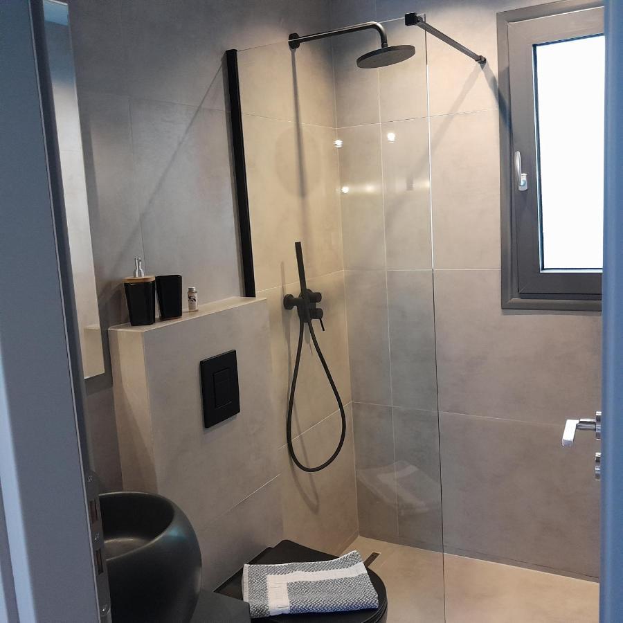 Апартаменты Brand New Flat Near De Bosset Bridge, Argostoli Экстерьер фото
