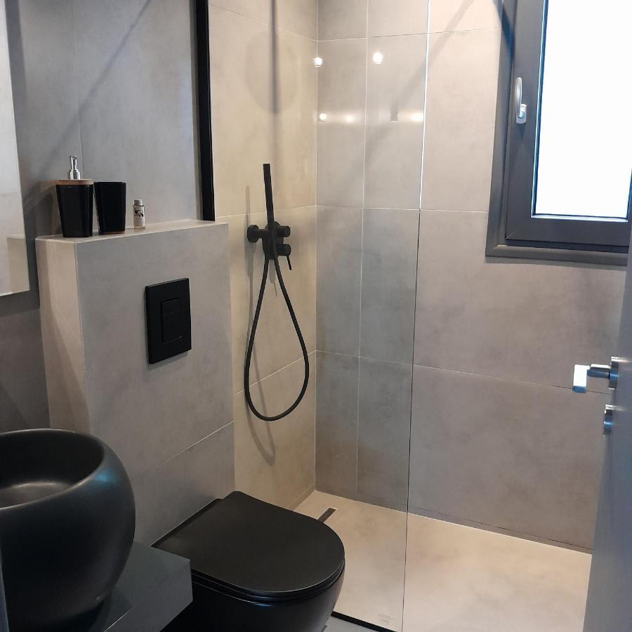 Апартаменты Brand New Flat Near De Bosset Bridge, Argostoli Экстерьер фото