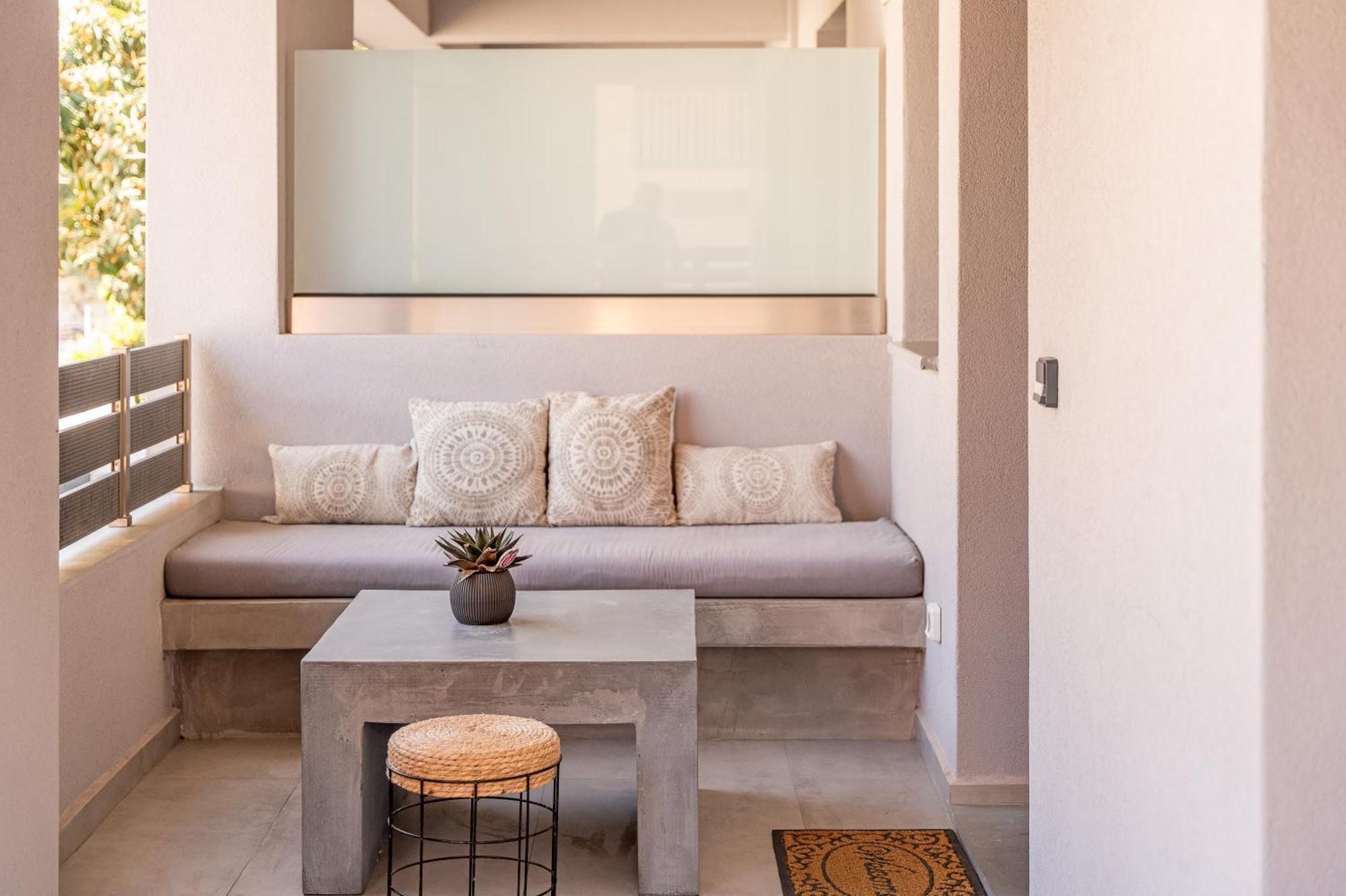 Апартаменты Brand New Flat Near De Bosset Bridge, Argostoli Экстерьер фото